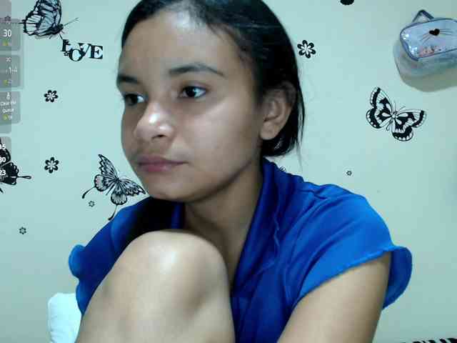 liz7skinny webcam