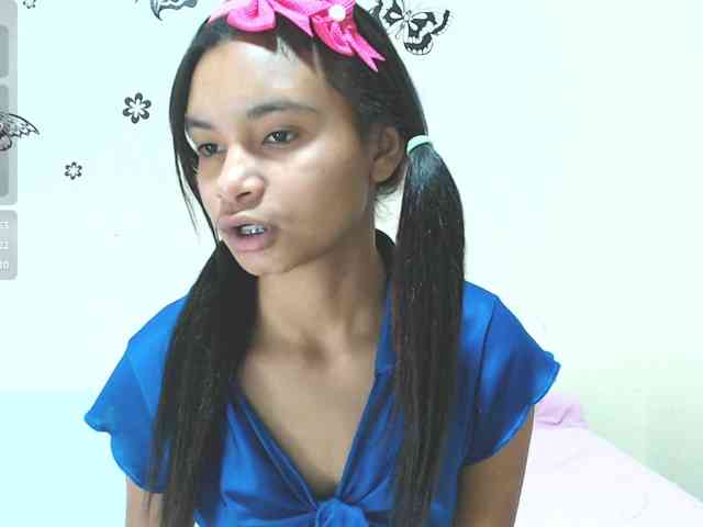 liz7skinny webcam