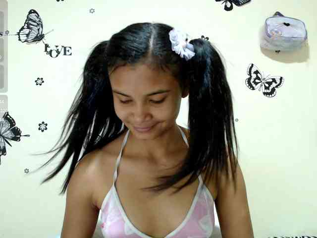 liz7skinny webcam