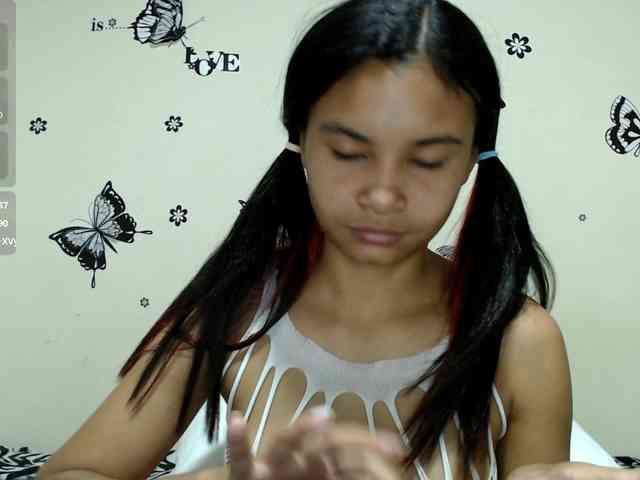 liz7skinny webcam