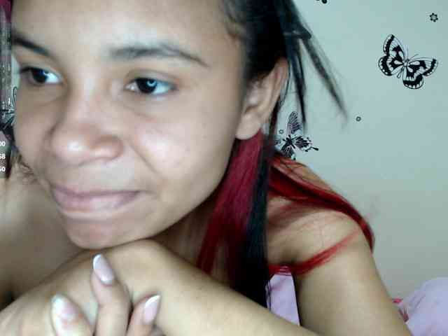liz7skinny webcam