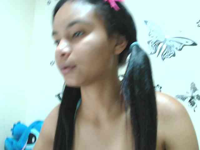 liz7skinny webcam