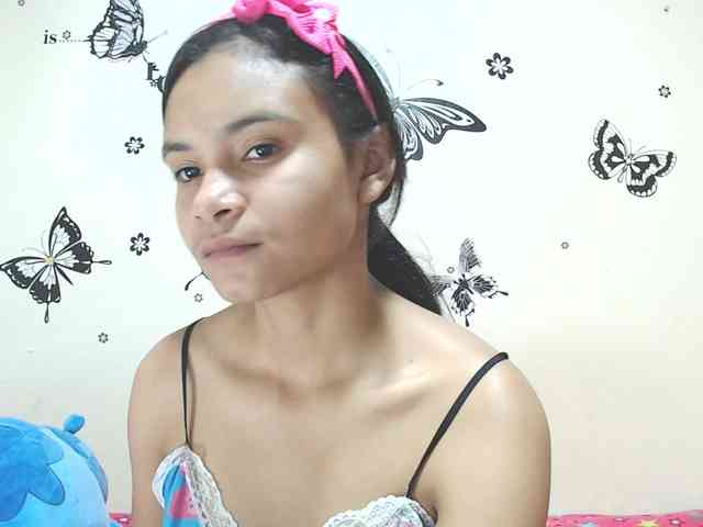 liz7skinny webcam