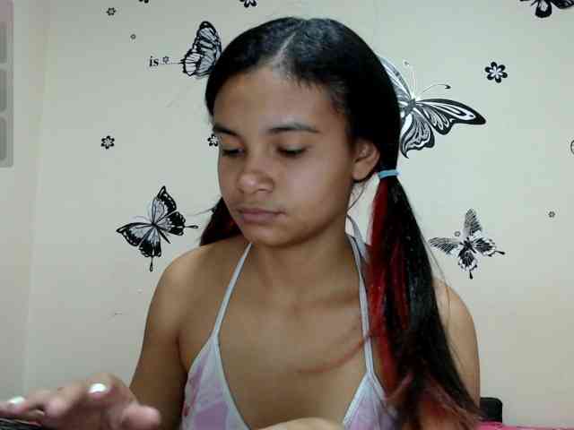 liz7skinny webcam