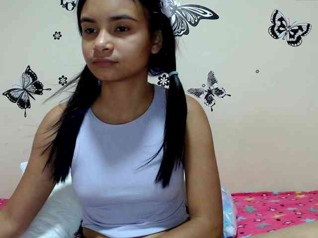 liz7skinny webcam