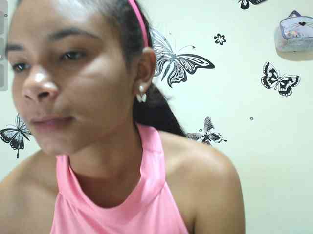 liz7skinny webcam