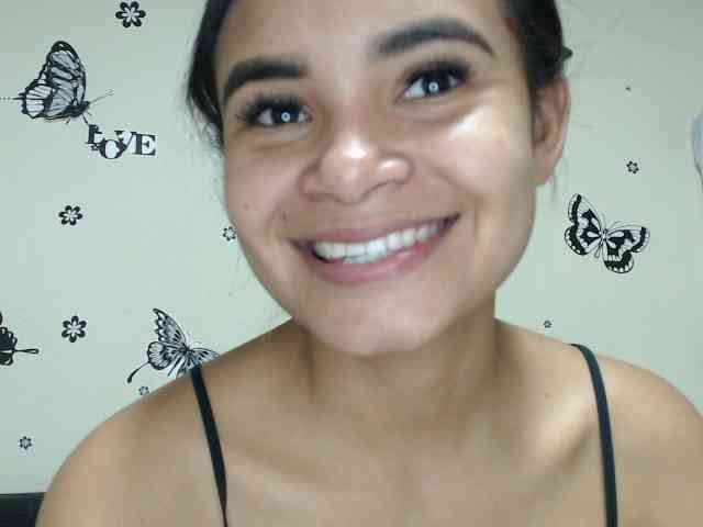 liz7skinny webcam