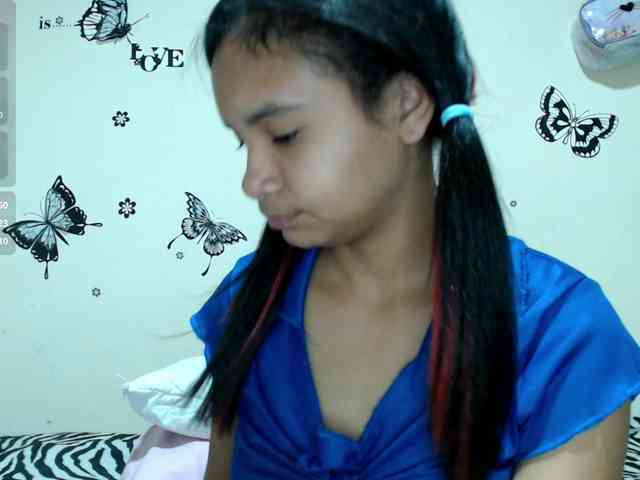 liz7skinny webcam