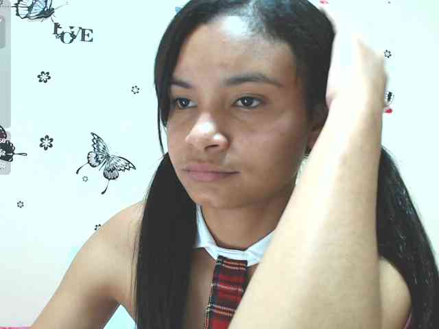 liz7skinny webcam
