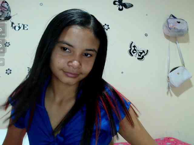 liz7skinny webcam