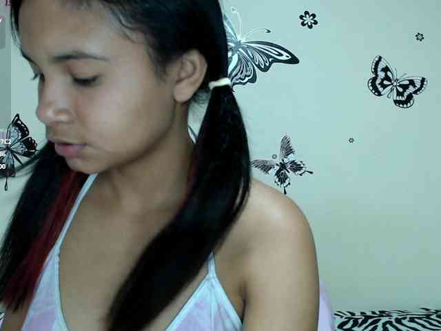 liz7skinny webcam