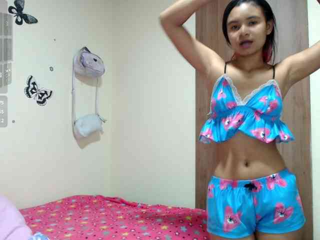liz7skinny webcam