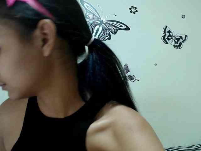 liz7skinny webcam