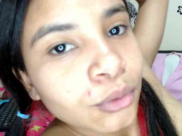 liz7skinny webcam