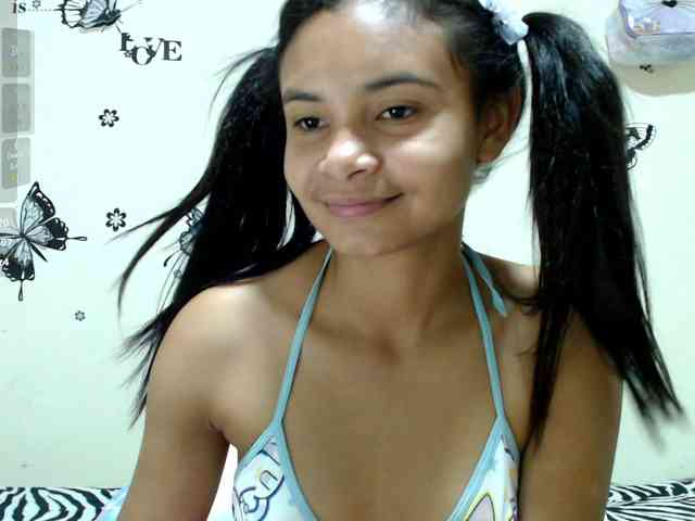 liz7skinny webcam