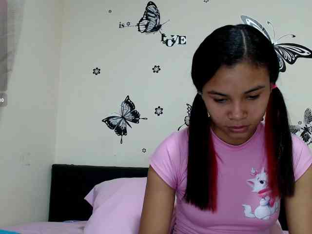 liz7skinny webcam