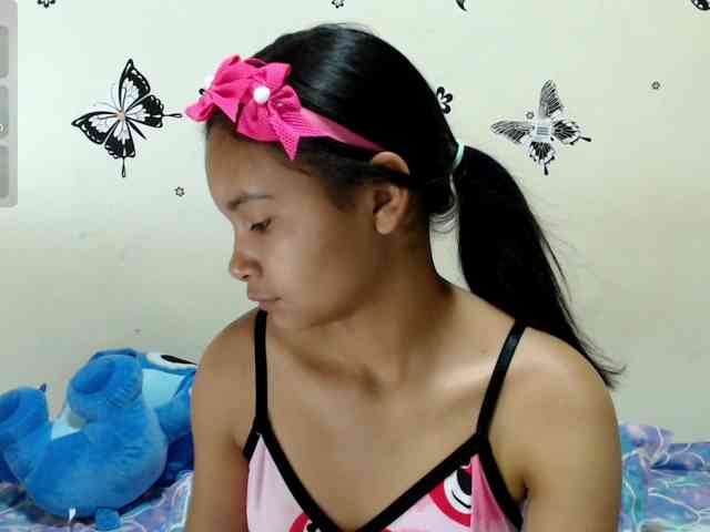 liz7skinny webcam