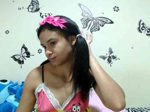 liz7skinny webcam