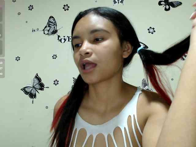 liz7skinny webcam