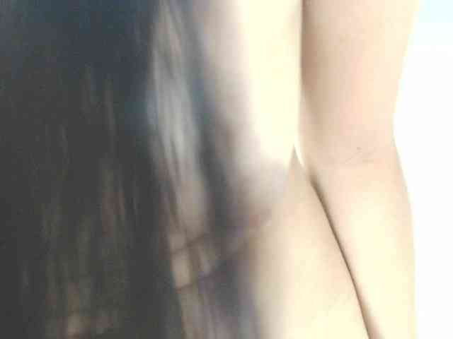 liz7skinny webcam
