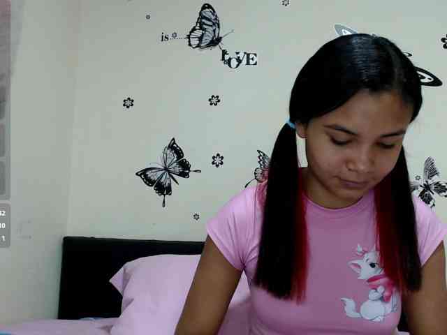 liz7skinny webcam