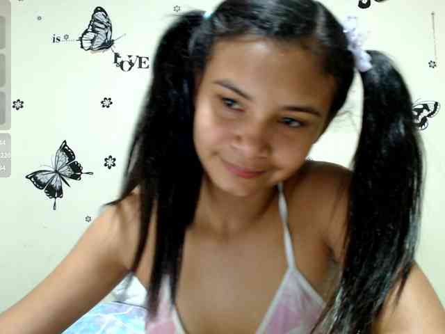 liz7skinny webcam