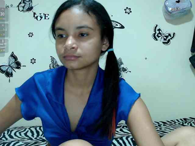 liz7skinny webcam