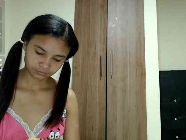 liz7skinny webcam
