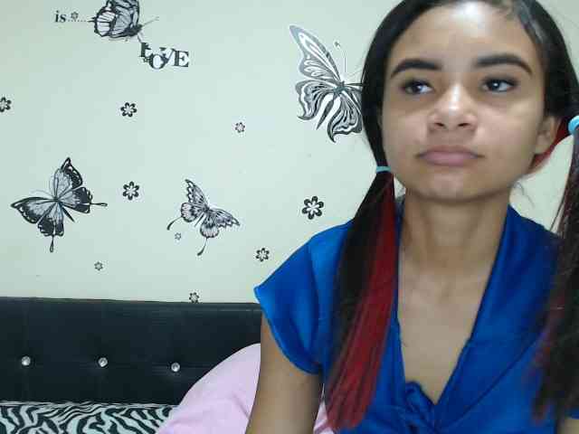 liz7skinny webcam