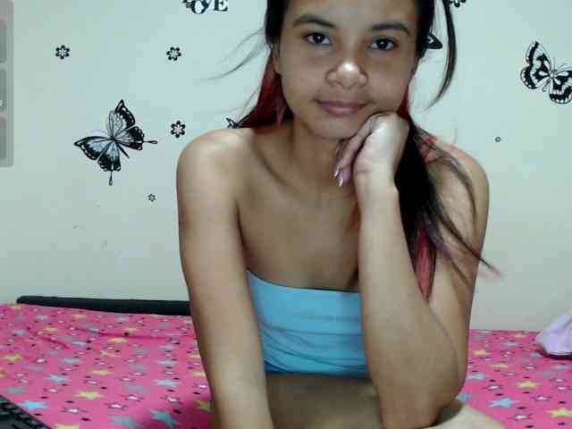 liz7skinny webcam