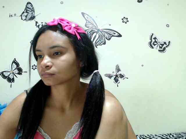 liz7skinny webcam