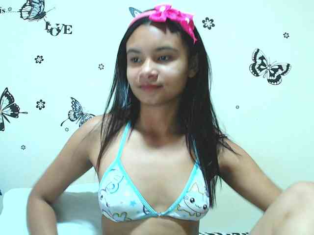 liz7skinny webcam
