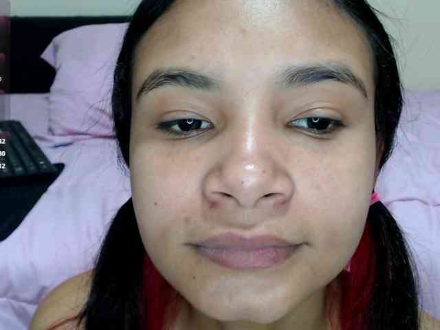 liz7skinny webcam