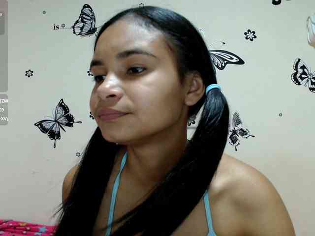 liz7skinny webcam
