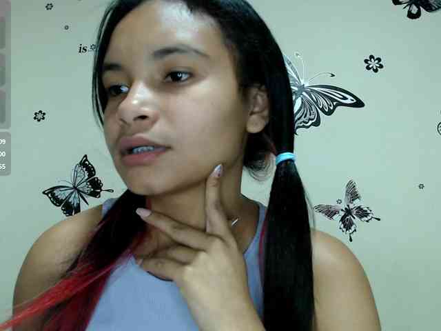 liz7skinny webcam