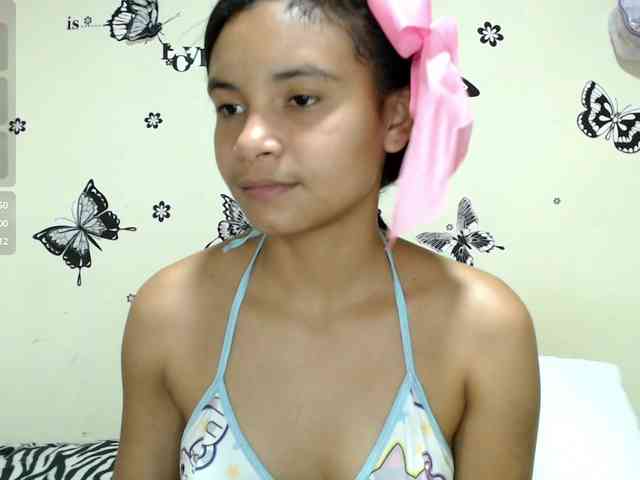 liz7skinny webcam