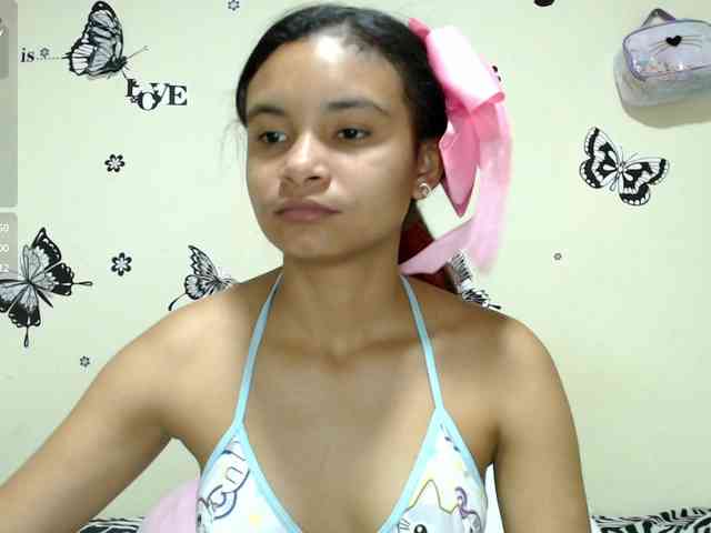 liz7skinny webcam