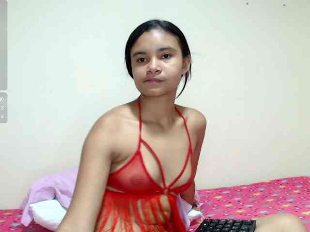 liz7skinny webcam