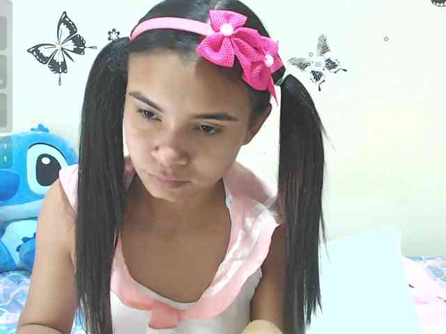 liz7skinny webcam