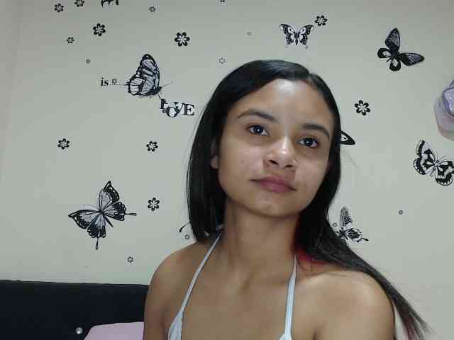 liz7skinny webcam