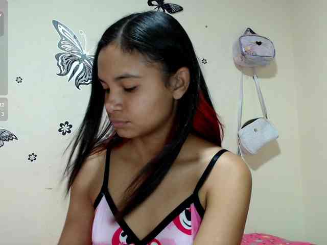 liz7skinny webcam
