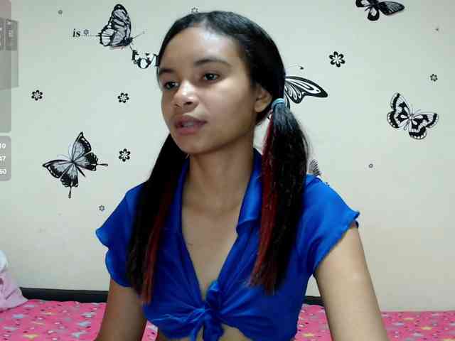 liz7skinny webcam