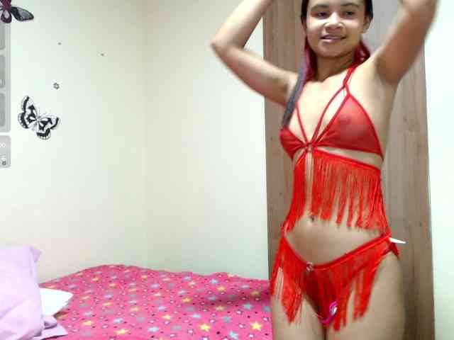 liz7skinny webcam
