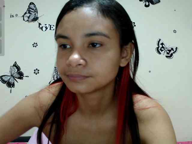 liz7skinny webcam