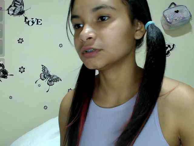 liz7skinny webcam