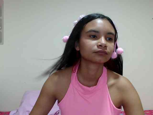 liz7skinny webcam