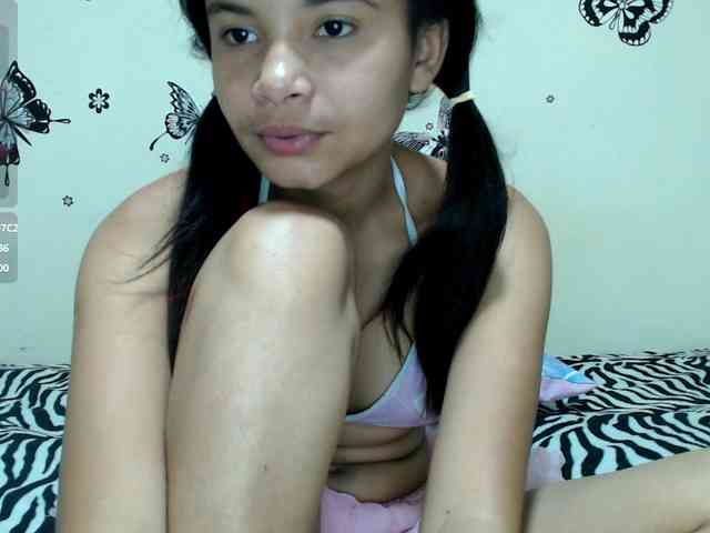 liz7skinny webcam