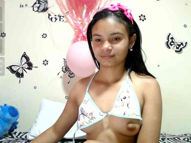 liz7skinny webcam