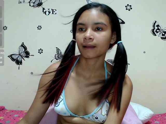 liz7skinny webcam