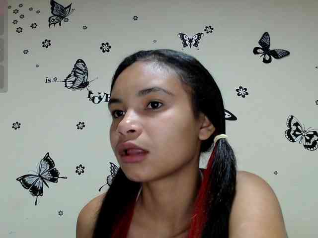 liz7skinny webcam